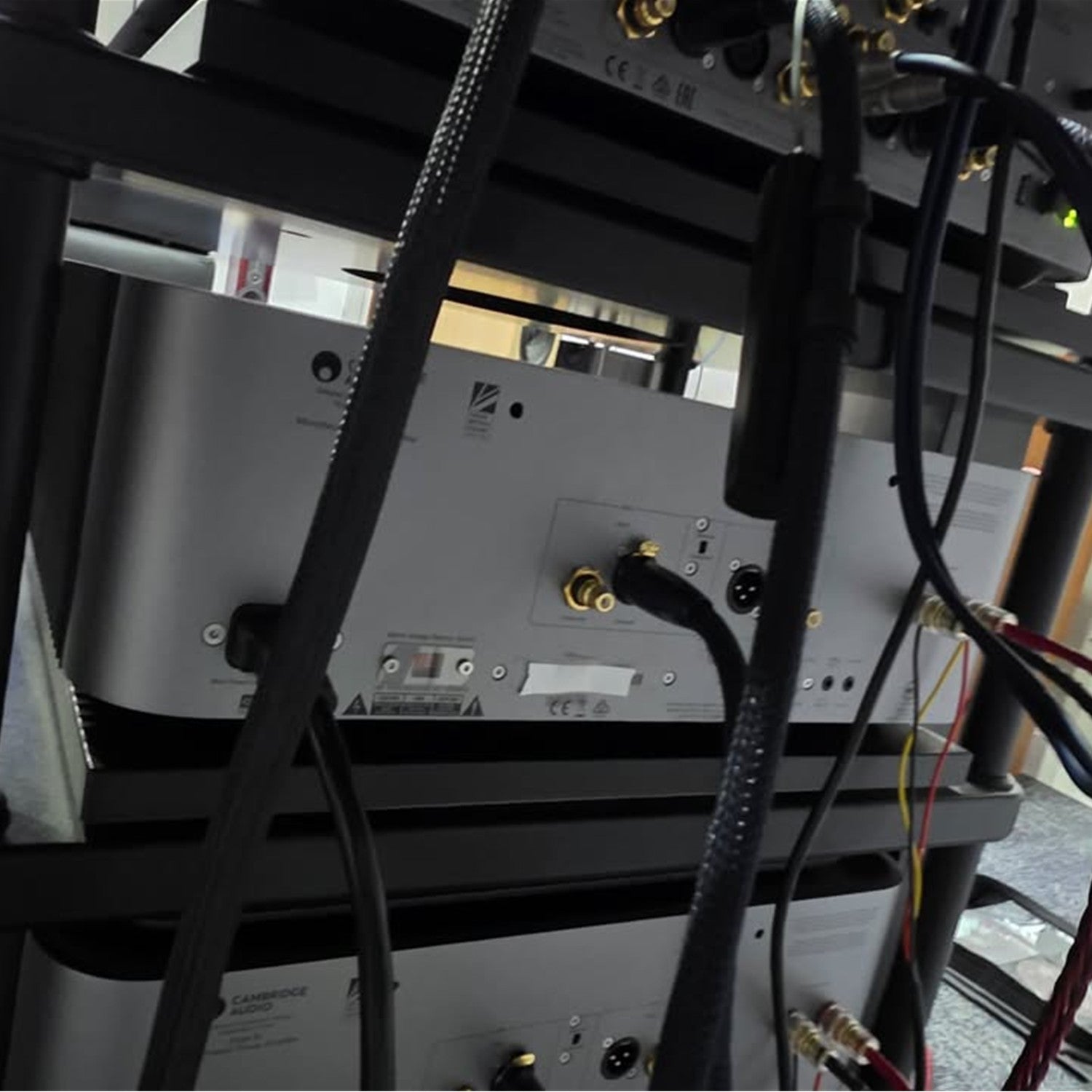 Cambridge Audio Edge M Mono-Block Power Amplifier (Store Demo Pair) | Best Cambridge Audio Edge M Mono-Block Power Amplifier (Store Demo Pair) | Cambridge Audio Edge M Mono-Block Power Amplifier (Store Demo Pair) Reviews |  Audiolab Stereo & Video