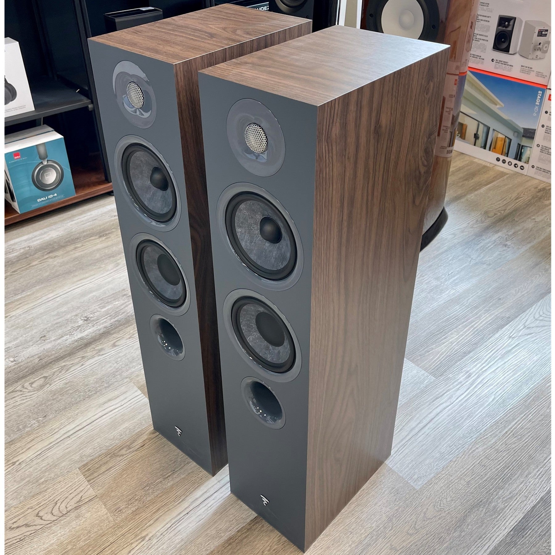 Focal Chora 816 2.5-Way Floorstanding Loudspeaker Pair, Dark Wood, (NO BOX LOCAL PICKUP ONLY) | Best Focal Chora 816 2.5-Way Floorstanding Loudspeaker Pair, Dark Wood, (NO BOX LOCAL PICKUP ONLY) | Focal Chora 816 2.5-Way Floorstanding Loudspeaker Pair, Dark Wood, (NO BOX LOCAL PICKUP ONLY) Reviews |  Audiolab Stereo & Video