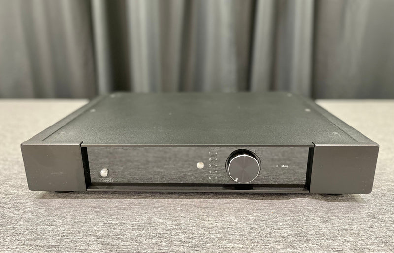 Rega Elex-R Integrated Amp (OPEN-BOX) | Best Rega Elex-R Integrated Amp (OPEN-BOX) | Rega Elex-R Integrated Amp (OPEN-BOX) Reviews | Audiolab Home Audio