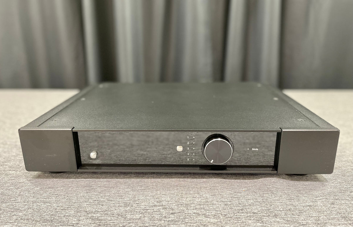 Rega Elex-R Integrated Amp (OPEN-BOX)