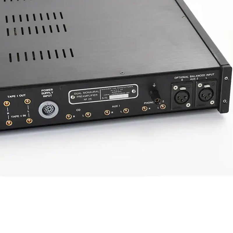 Mark Levinson 26 Dual Monaural Preamplifier (Trade-In) - Needs Work