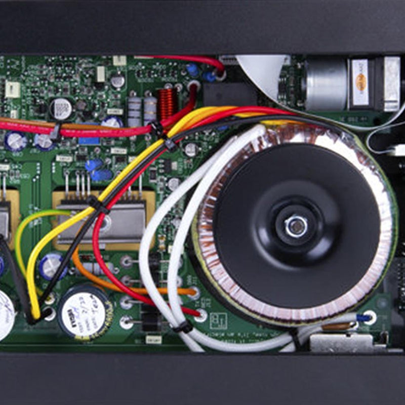 Rega IO Integrated Amplifier | Best Rega IO Integrated Amplifier | Rega IO Integrated Amplifier Reviews | Audiolab Home Audio